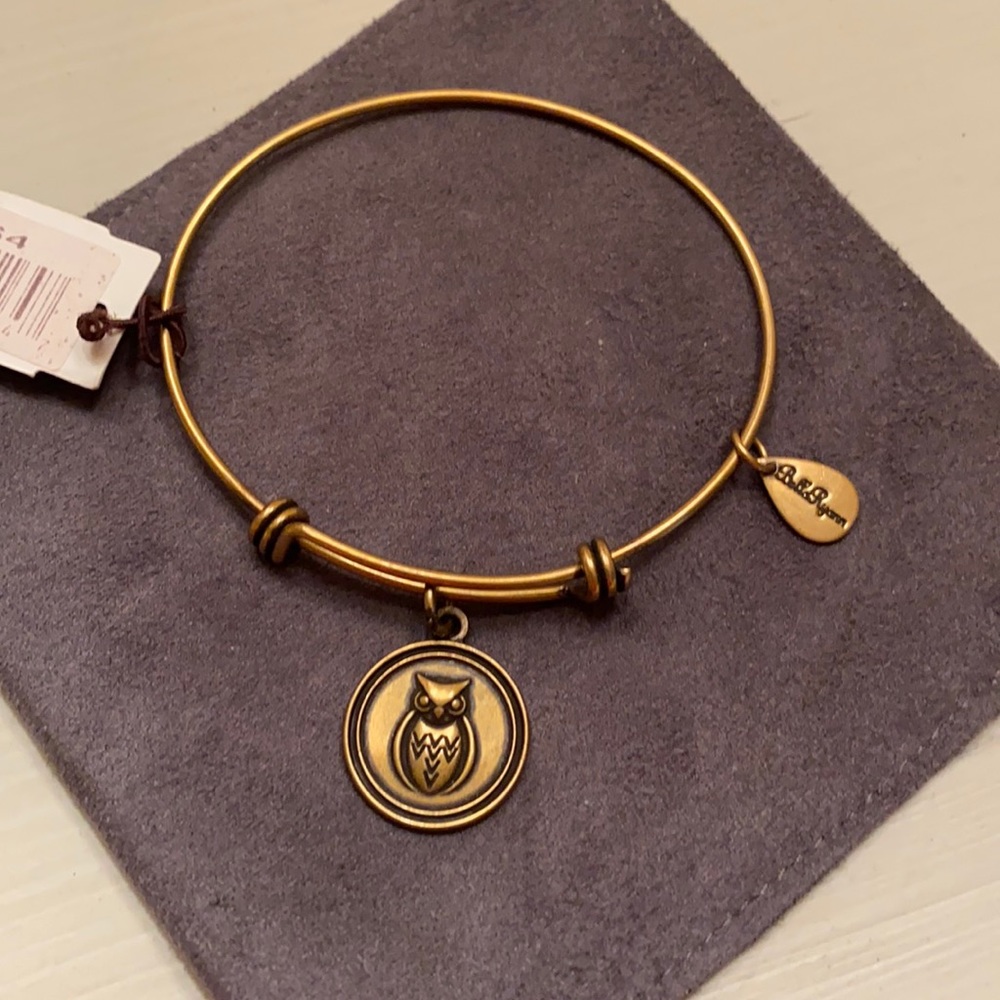 NWT Bella Ryann Gold Owl charm bracelet